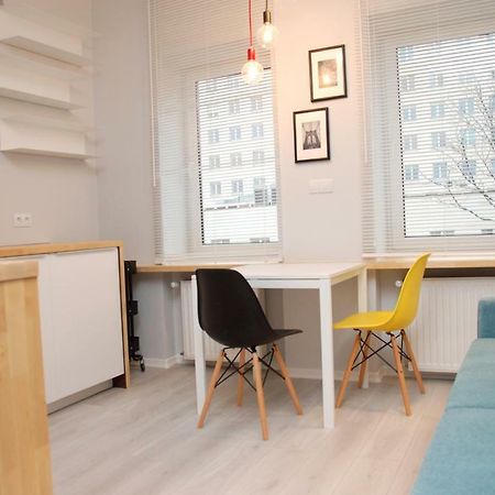 Studio Nowy Swiat Warsaw Luaran gambar